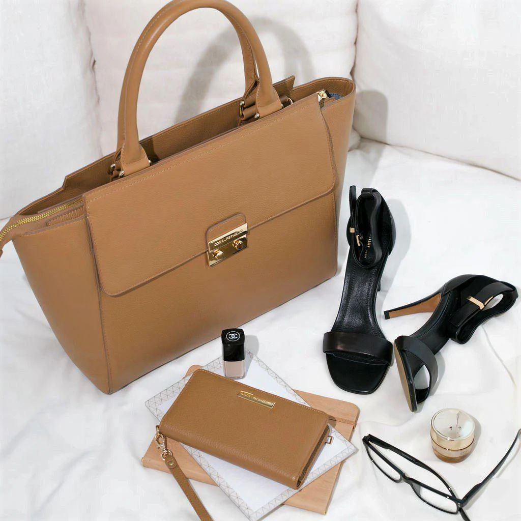 DANIELLE Designer Laptop Handbag | TAN LEATHER | CHAMPAGNE GOLD - Image 3